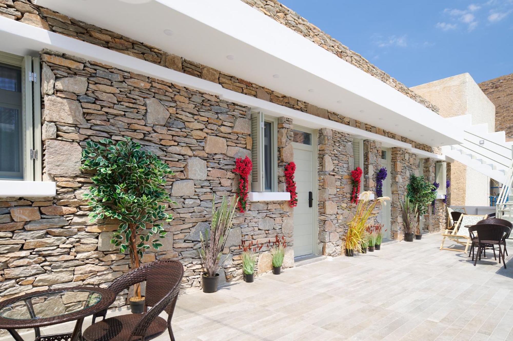 Sapphire Kythnos Suites Mérichas Exteriör bild